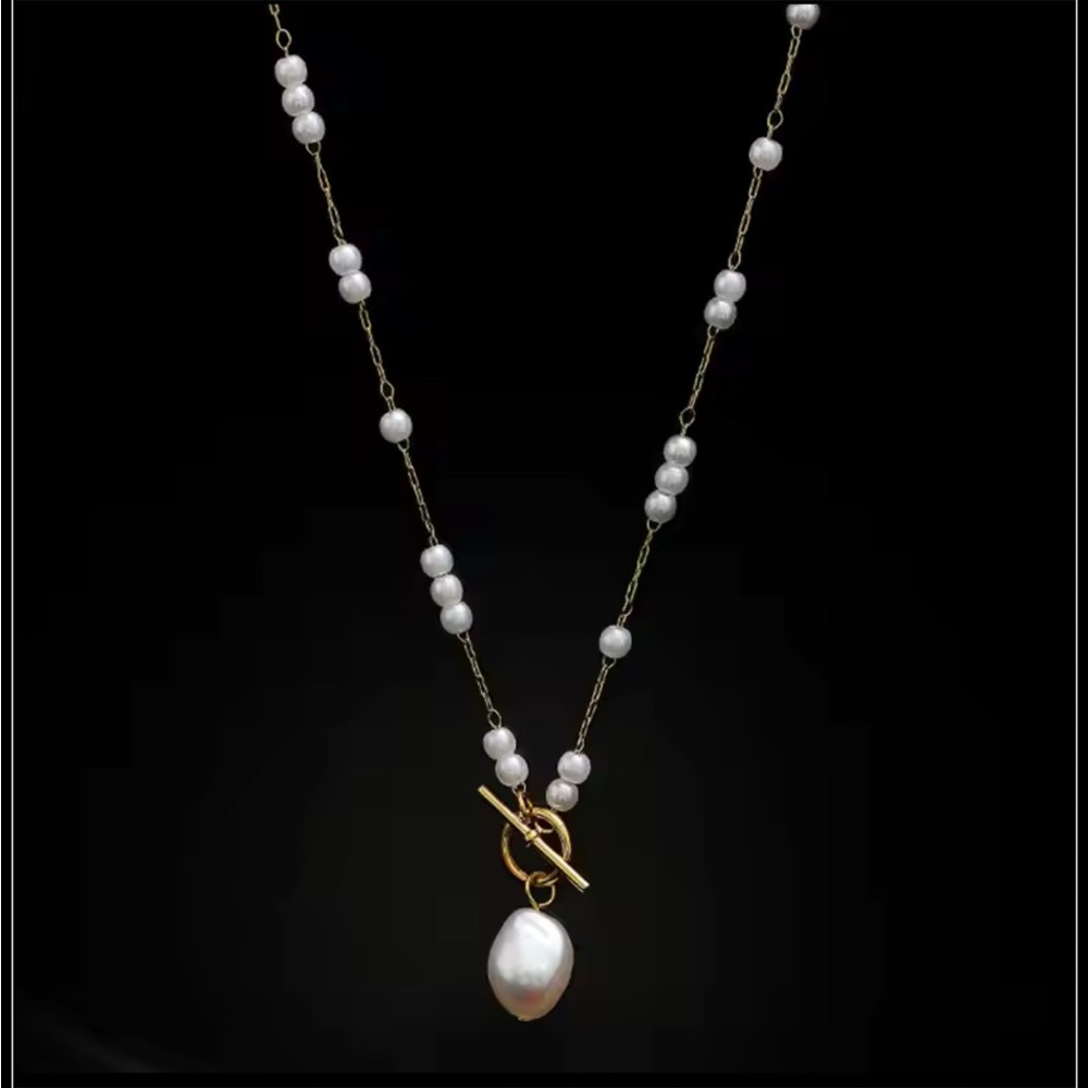 Clearance! NEW CHAIN PEARL TOGGLE PENDANT NECKLACE - Picture 4 of 4